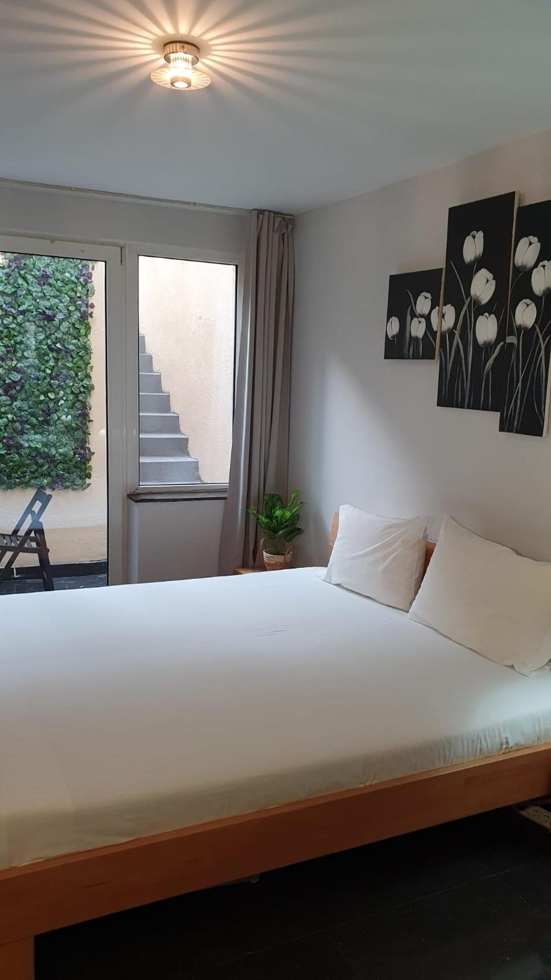 Guesthouse Marie Therese Брюссель Экстерьер фото