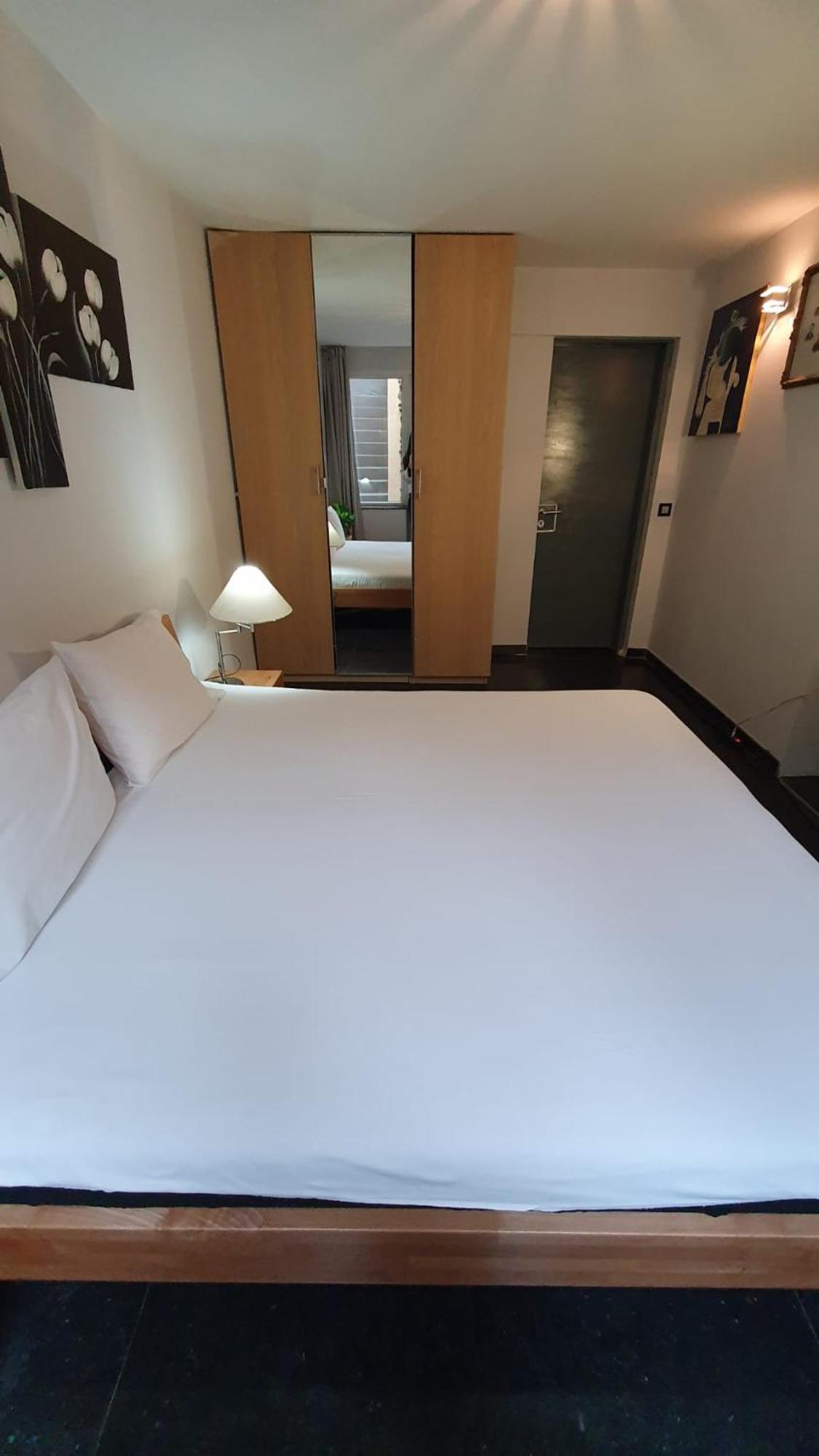 Guesthouse Marie Therese Брюссель Экстерьер фото